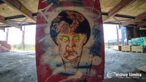Abhoerstation Teufelsberg Berlin - Kalter Krieg und Graffiti - movelimits.de - Merkel